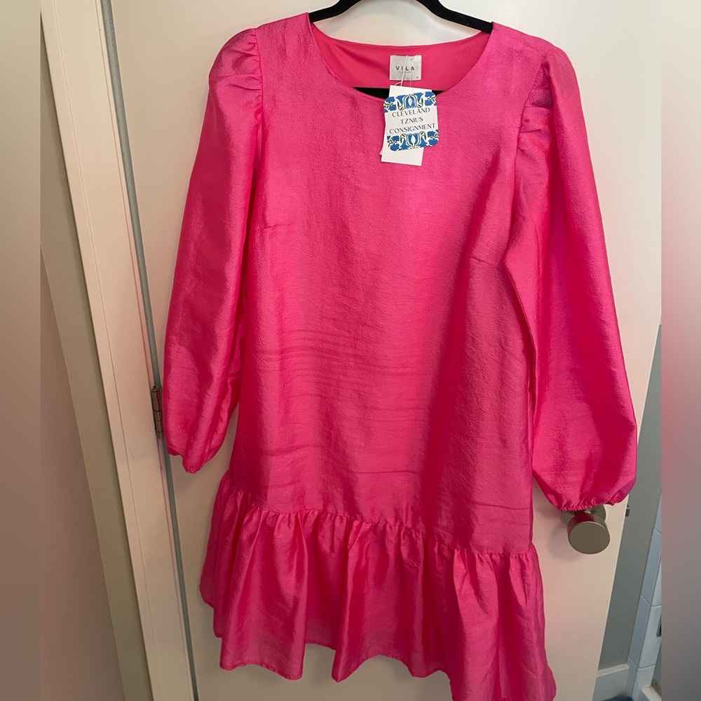 Bright pink tiered dress